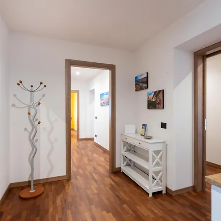 Al Colonnato - Vicinissimo Al Centro, Ideale Per Famiglie E Gruppi Di Amici Verona