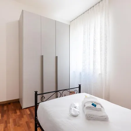 Al Colonnato - Vicinissimo Al Centro, Ideale Per Famiglie E Gruppi Di Amici Apartment Verona